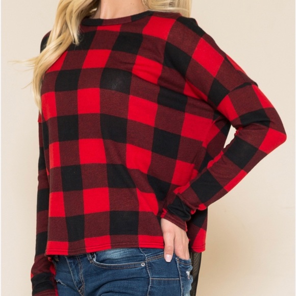🔴 🎀 2 X’s Host Pick 🎀 Buffalo Plaid Top with Black Back - Picture 4 of 7